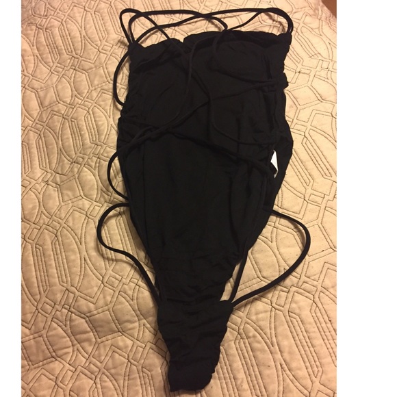 Strappy Backless Bodysuit....Color: Black...New - Picture 6 of 6